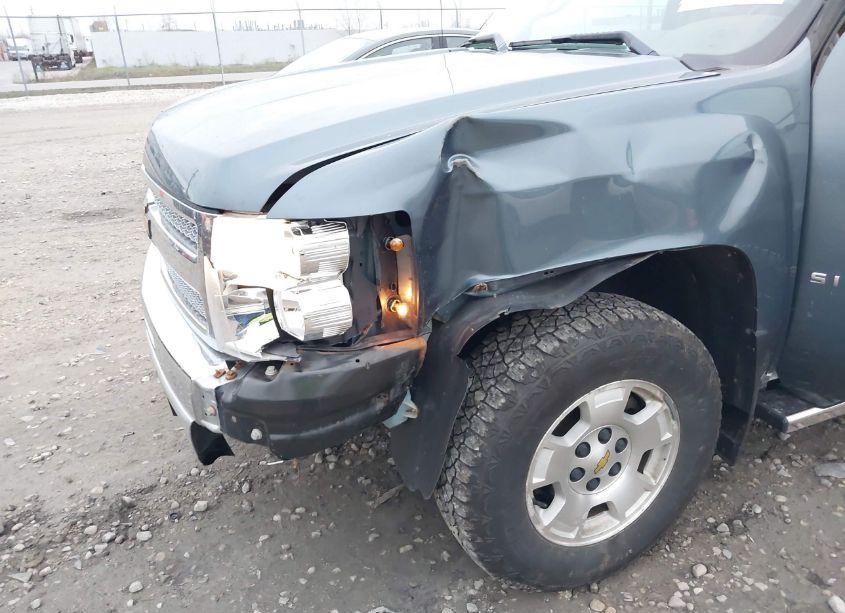 Photo 6 of 2013 Chevrolet Silverado 1500 LT (VIN 3GCPKSE74DG312821)