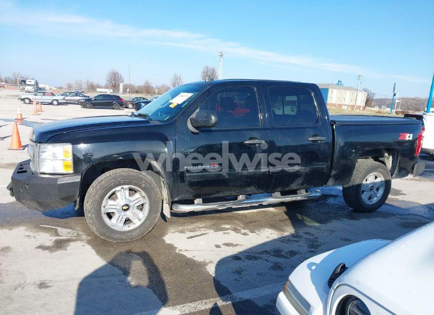 Photo 14 of 2013 Chevrolet Silverado 1500 LT (VIN 3GCPKSE74DG339811)