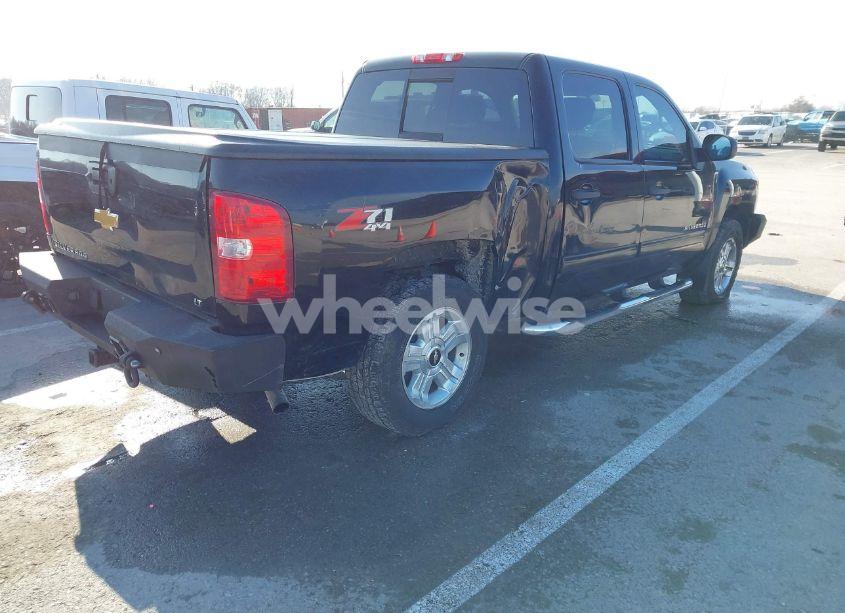 Photo 4 of 2013 Chevrolet Silverado 1500 LT (VIN 3GCPKSE74DG339811)