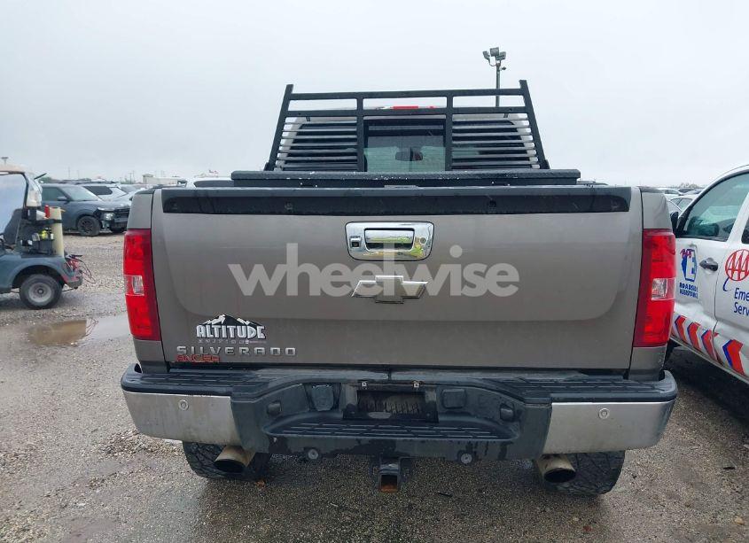 Photo 16 of 2013 Chevrolet Silverado 1500 LT (VIN 3GCPKSE74DG341574)