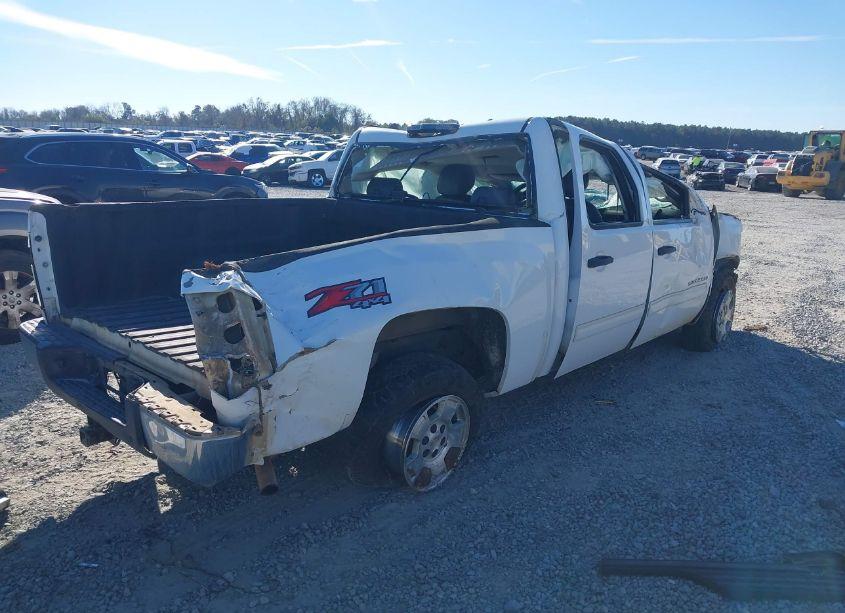 Photo 4 of 2012 Chevrolet Silverado 1500 LT (VIN 3GCPKSE75CG173605)