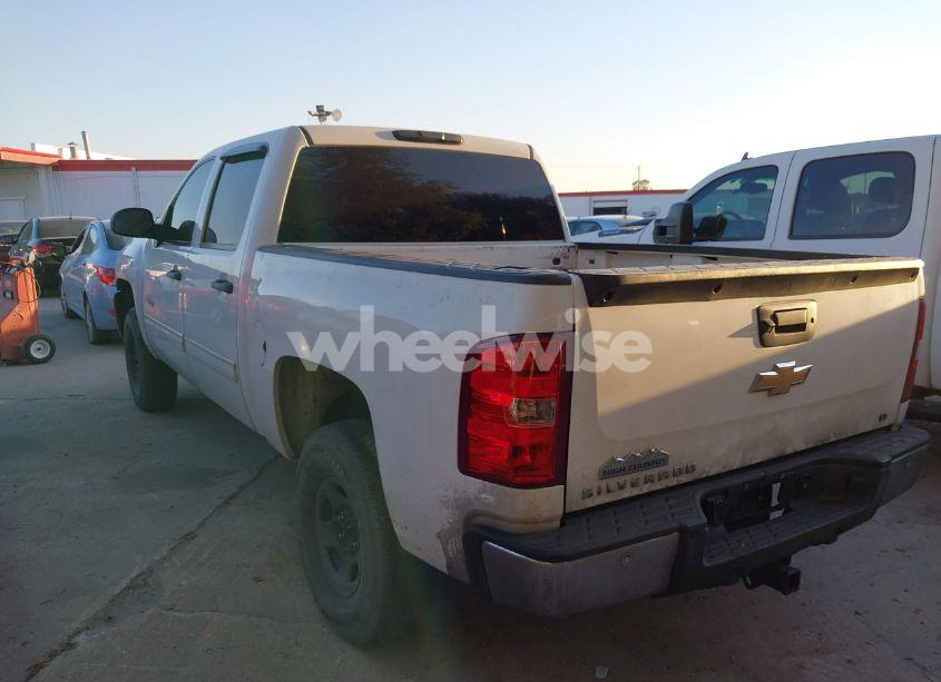 Photo 3 of 2013 Chevrolet Silverado 1500 LT (VIN 3GCPKSE75DG183570)