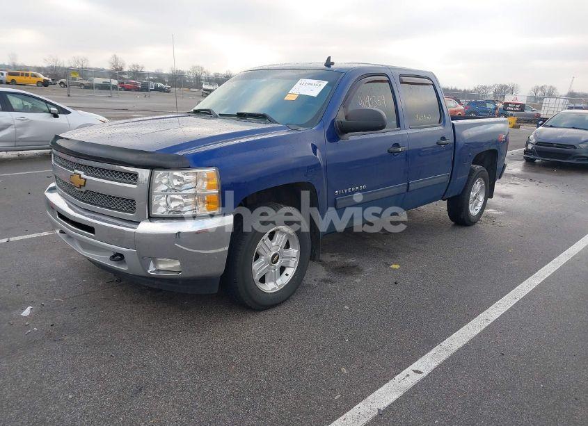 Photo 2 of 2013 Chevrolet Silverado 1500 LT (VIN 3GCPKSE75DG231357)