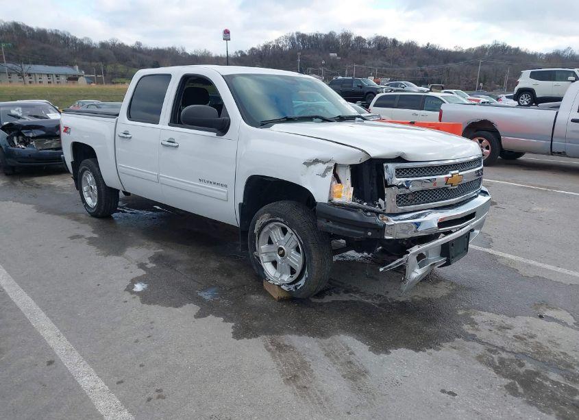 2013 Chevrolet Silverado 1500 LT (VIN 3GCPKSE75DG237269) main photo