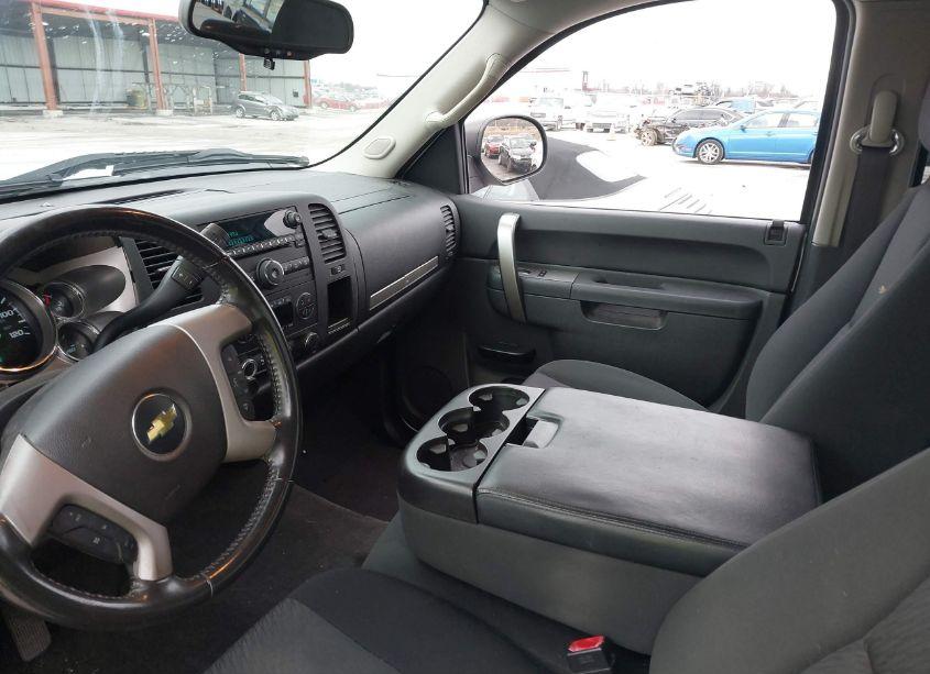 Photo 5 of 2013 Chevrolet Silverado 1500 LT (VIN 3GCPKSE75DG237269)