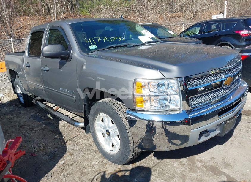 2013 Chevrolet Silverado 1500 LT (VIN 3GCPKSE75DG248661) main photo