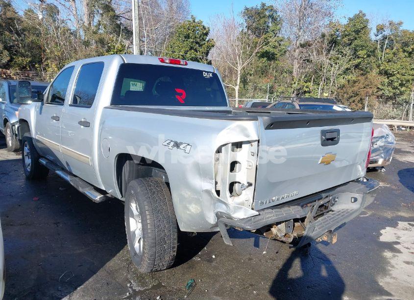 Photo 3 of 2013 Chevrolet Silverado 1500 LT (VIN 3GCPKSE75DG324685)