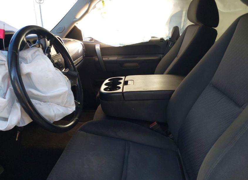 Photo 5 of 2013 Chevrolet Silverado 1500 LT (VIN 3GCPKSE75DG356939)