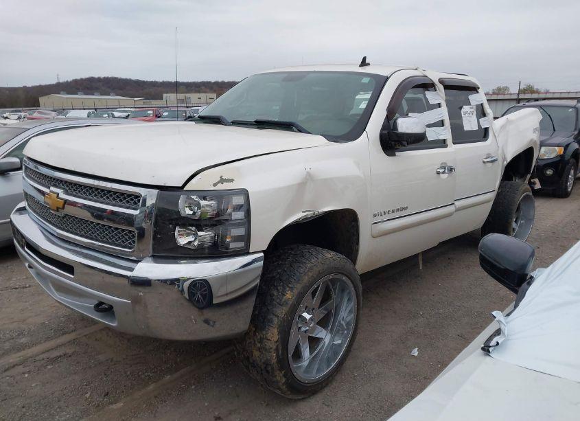 Photo 2 of 2012 Chevrolet Silverado 1500 LT (VIN 3GCPKSE76CG178098)