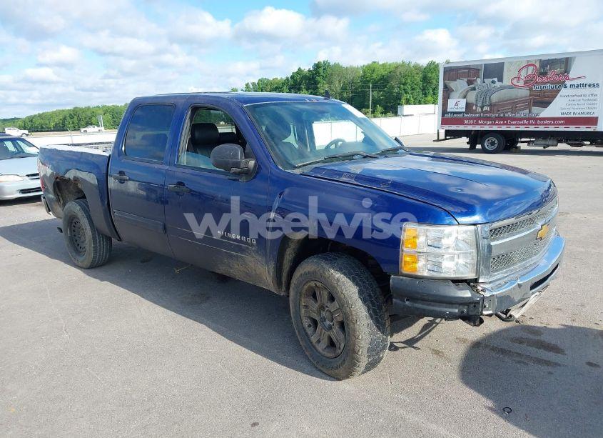 2013 Chevrolet Silverado 1500 LT (VIN 3GCPKSE76DG100308) main photo