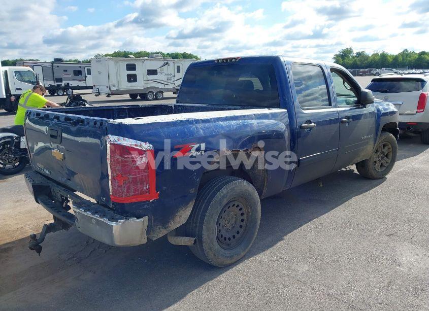 Photo 4 of 2013 Chevrolet Silverado 1500 LT (VIN 3GCPKSE76DG100308)