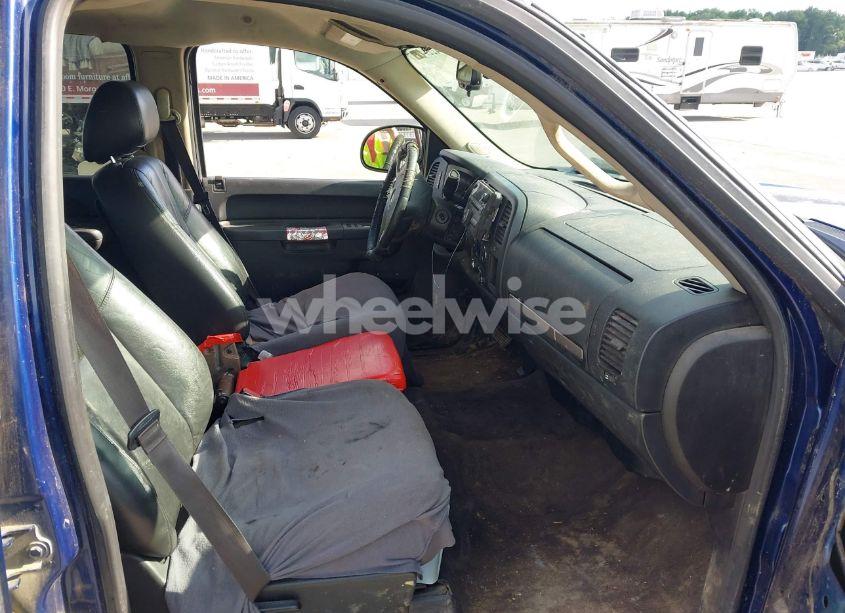 Photo 5 of 2013 Chevrolet Silverado 1500 LT (VIN 3GCPKSE76DG100308)