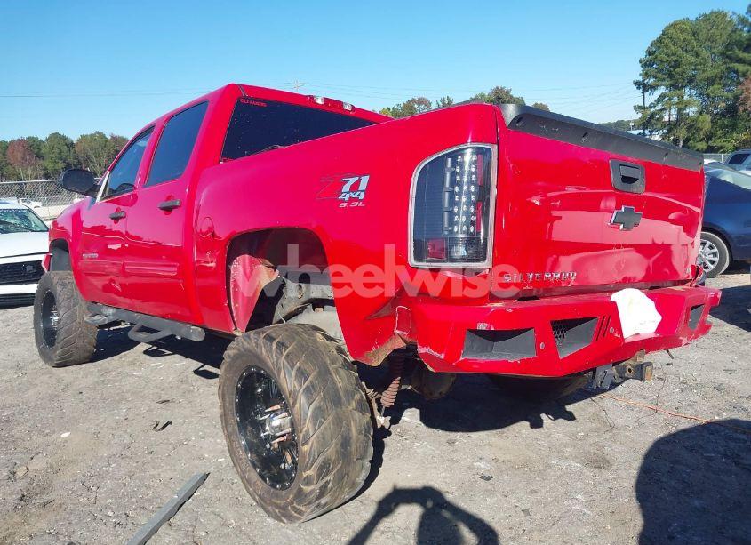 Photo 3 of 2013 Chevrolet Silverado 1500 LT (VIN 3GCPKSE76DG101586)
