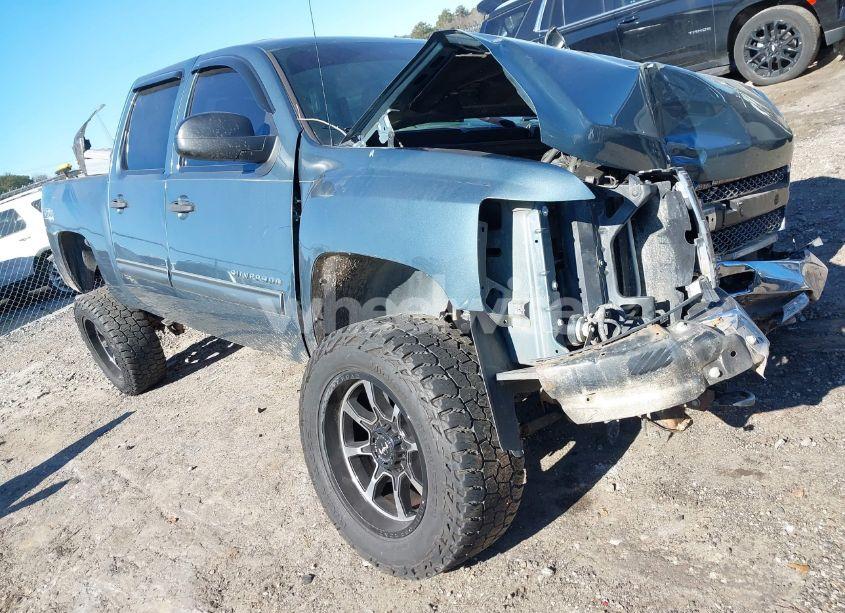 2013 Chevrolet Silverado 1500 LT (VIN 3GCPKSE76DG117853) main photo
