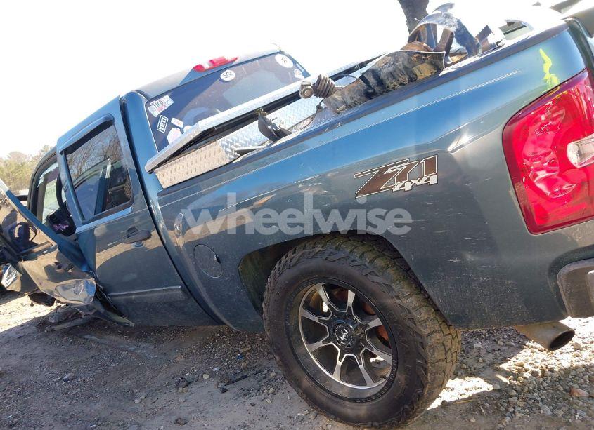 Photo 13 of 2013 Chevrolet Silverado 1500 LT (VIN 3GCPKSE76DG117853)
