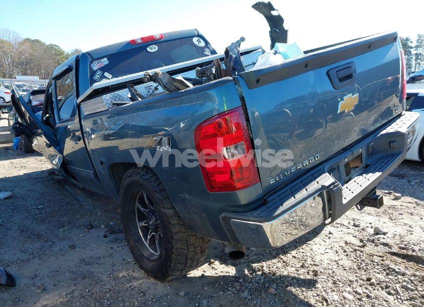 Photo 3 of 2013 Chevrolet Silverado 1500 LT (VIN 3GCPKSE76DG117853)