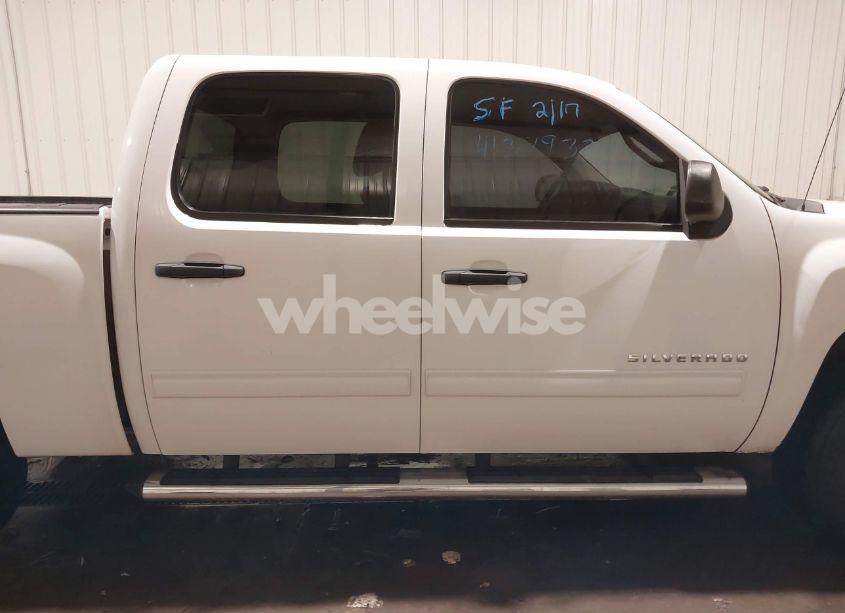 Photo 14 of 2013 Chevrolet Silverado 1500 LT (VIN 3GCPKSE76DG161092)