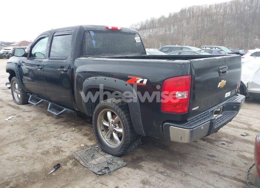 Photo 3 of 2013 Chevrolet Silverado 1500 LT (VIN 3GCPKSE76DG185277)