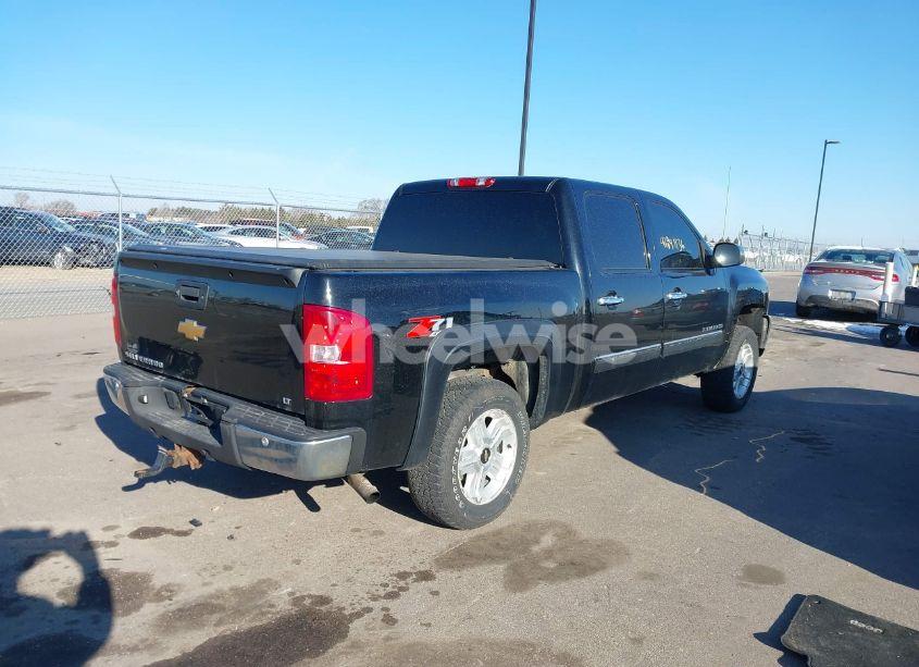 Photo 4 of 2013 Chevrolet Silverado 1500 LT (VIN 3GCPKSE76DG249530)