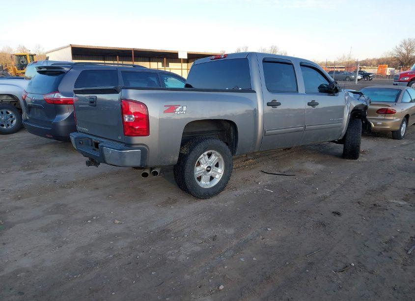 Photo 4 of 2013 Chevrolet Silverado 1500 LT (VIN 3GCPKSE76DG298274)