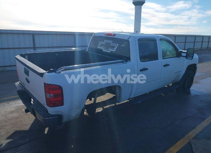 Photo 4 of 2013 Chevrolet Silverado 1500 LT (VIN 3GCPKSE76DG313470)