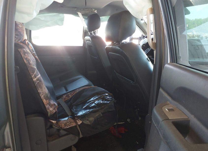 Photo 8 of 2013 Chevrolet Silverado 1500 LT (VIN 3GCPKSE76DG350650)