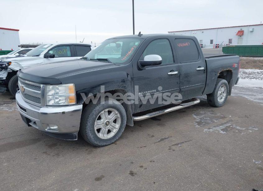 Photo 2 of 2012 Chevrolet Silverado 1500 LT (VIN 3GCPKSE77CG102793)