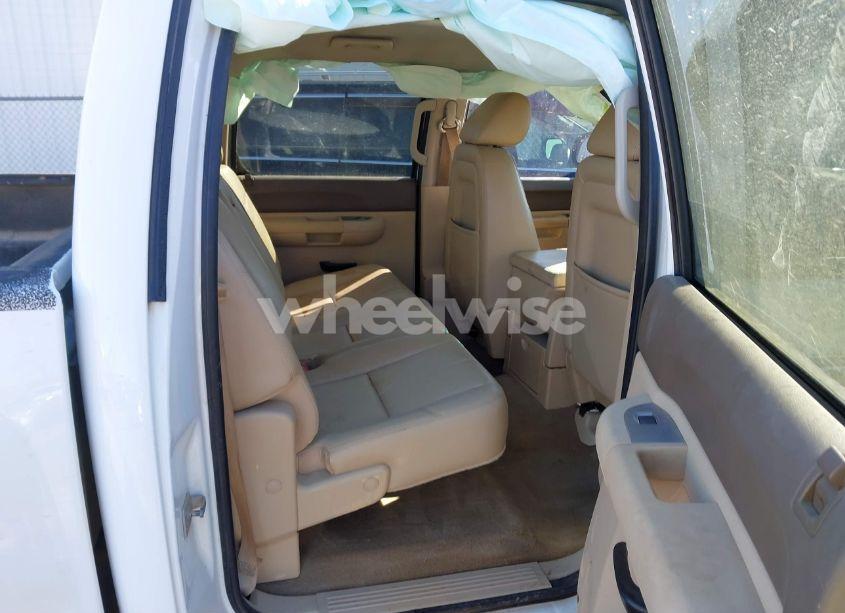 Photo 8 of 2012 Chevrolet Silverado 1500 LT (VIN 3GCPKSE77CG140475)