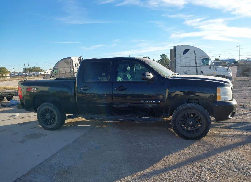Photo 13 of 2012 Chevrolet Silverado 1500 LT (VIN 3GCPKSE77CG145479)