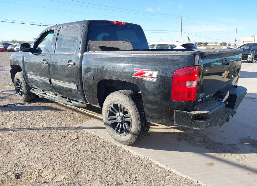 Photo 3 of 2012 Chevrolet Silverado 1500 LT (VIN 3GCPKSE77CG145479)