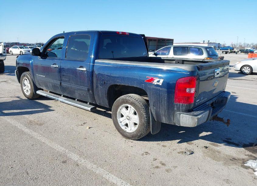 Photo 3 of 2012 Chevrolet Silverado 1500 LT (VIN 3GCPKSE77CG218561)