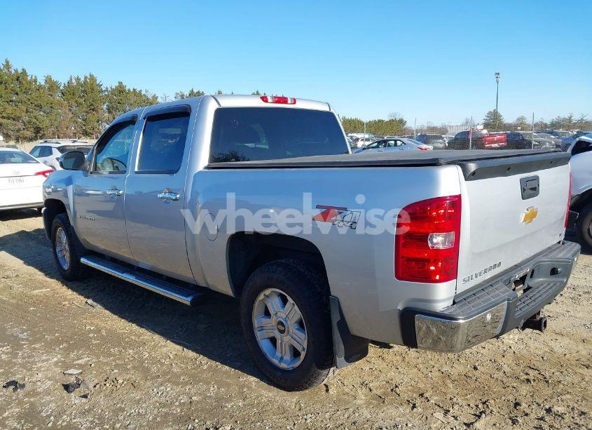 Photo 3 of 2012 Chevrolet Silverado 1500 LT (VIN 3GCPKSE77CG241676)