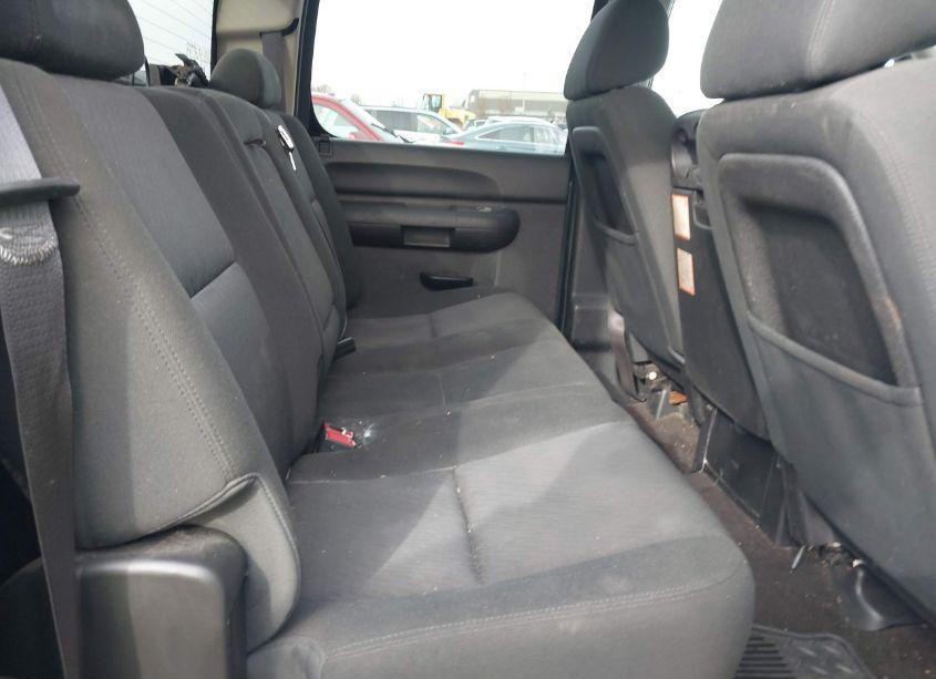 Photo 8 of 2013 Chevrolet Silverado 1500 LT (VIN 3GCPKSE77DG132457)