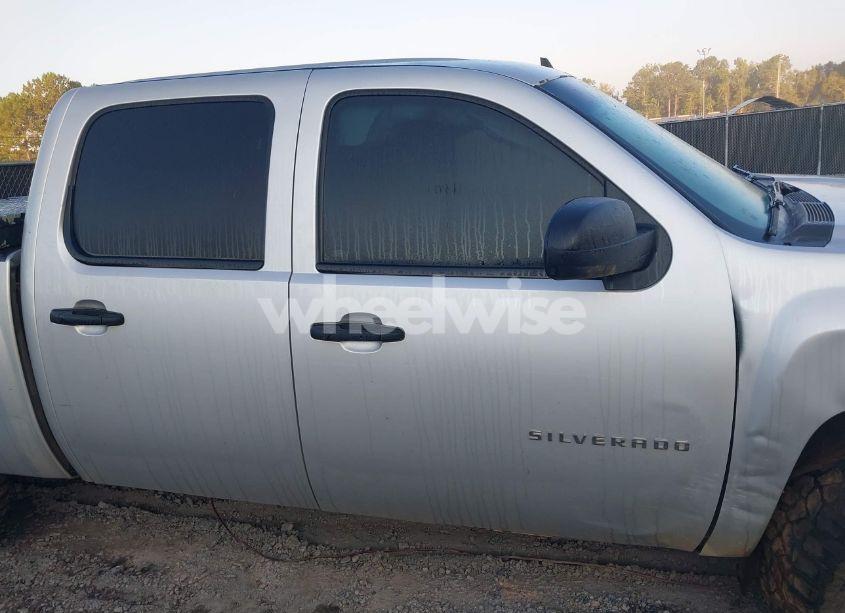 Photo 12 of 2013 Chevrolet Silverado 1500 LT (VIN 3GCPKSE77DG216066)