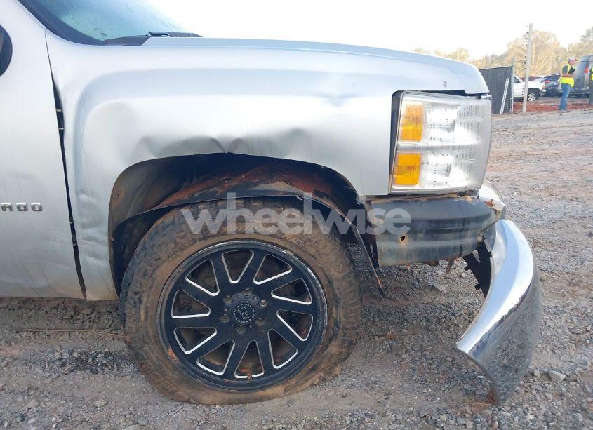 Photo 6 of 2013 Chevrolet Silverado 1500 LT (VIN 3GCPKSE77DG216066)