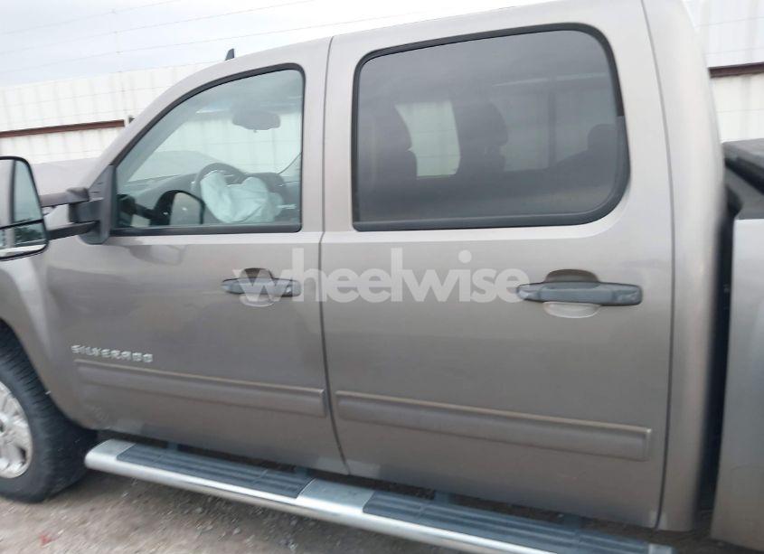 Photo 15 of 2013 Chevrolet Silverado 1500 LT (VIN 3GCPKSE77DG277501)