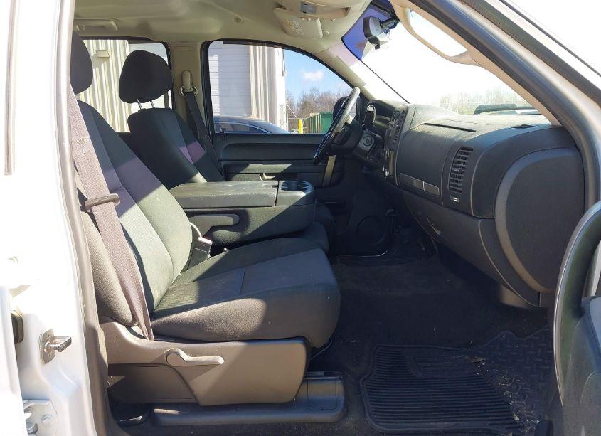 Photo 5 of 2012 Chevrolet Silverado 1500 LT (VIN 3GCPKSE78CG111812)