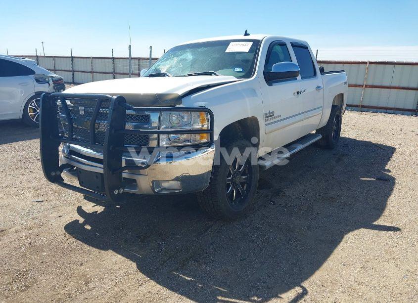 Photo 2 of 2012 Chevrolet Silverado 1500 LT (VIN 3GCPKSE78CG179074)