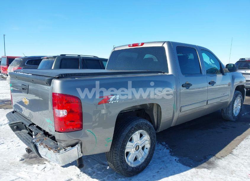 Photo 4 of 2013 Chevrolet Silverado 1500 LT (VIN 3GCPKSE78DG232129)