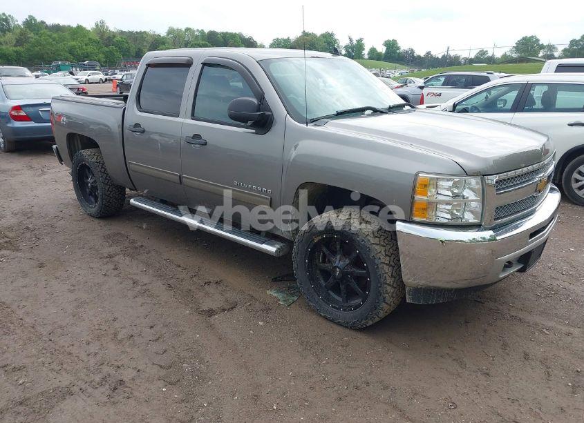 2013 Chevrolet Silverado 1500 LT (VIN 3GCPKSE78DG246175) main photo