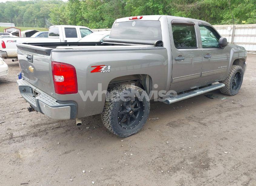 Photo 4 of 2013 Chevrolet Silverado 1500 LT (VIN 3GCPKSE78DG246175)