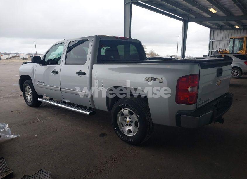Photo 3 of 2013 Chevrolet Silverado 1500 LT (VIN 3GCPKSE78DG280682)
