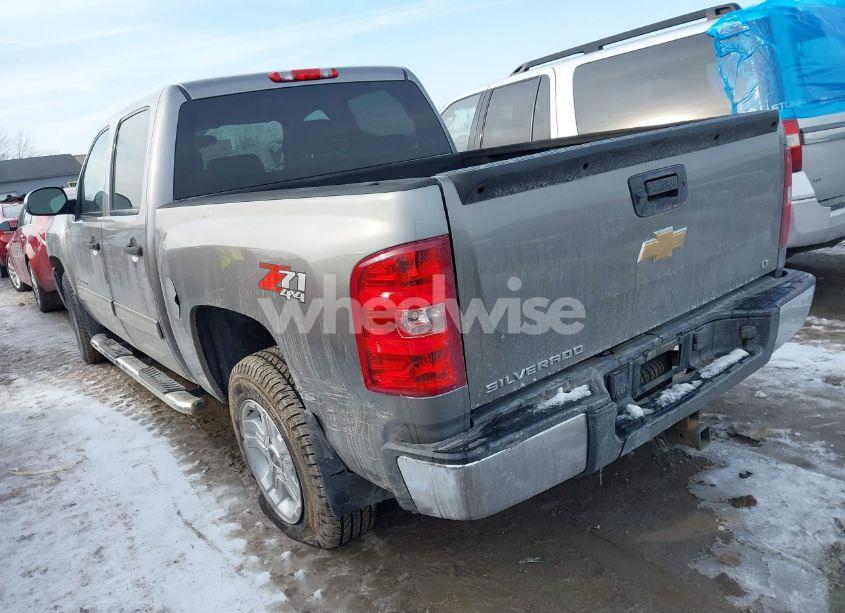 Photo 3 of 2013 Chevrolet Silverado 1500 LT (VIN 3GCPKSE78DG306553)