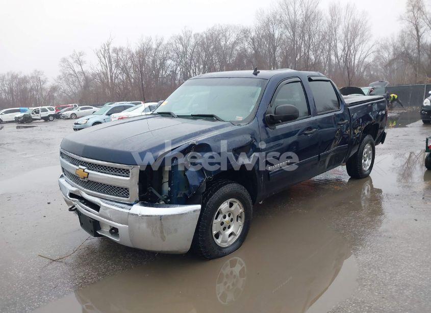 Photo 2 of 2012 Chevrolet Silverado 1500 LT (VIN 3GCPKSE79CG255157)