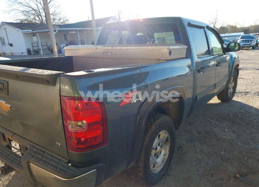 Photo 4 of 2013 Chevrolet Silverado 1500 LT (VIN 3GCPKSE79DG107916)