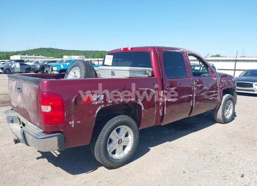 Photo 4 of 2013 Chevrolet Silverado 1500 LT (VIN 3GCPKSE79DG149504)