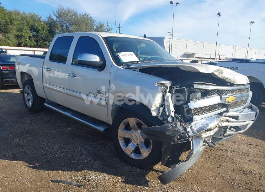 2013 Chevrolet Silverado 1500 LT (VIN 3GCPKSE79DG170286) main photo