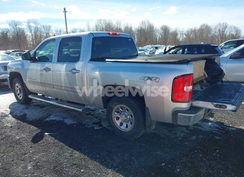 Photo 3 of 2013 Chevrolet Silverado 1500 LT (VIN 3GCPKSE79DG309364)