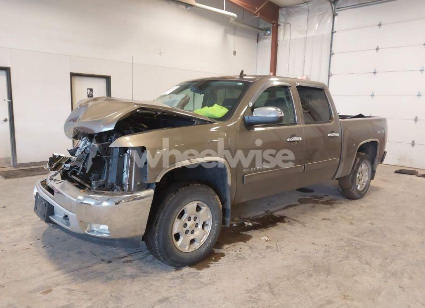 Photo 2 of 2012 Chevrolet Silverado 1500 LT (VIN 3GCPKSE7XCG285624)