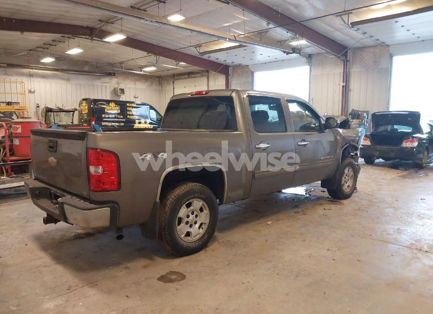 Photo 4 of 2012 Chevrolet Silverado 1500 LT (VIN 3GCPKSE7XCG285624)